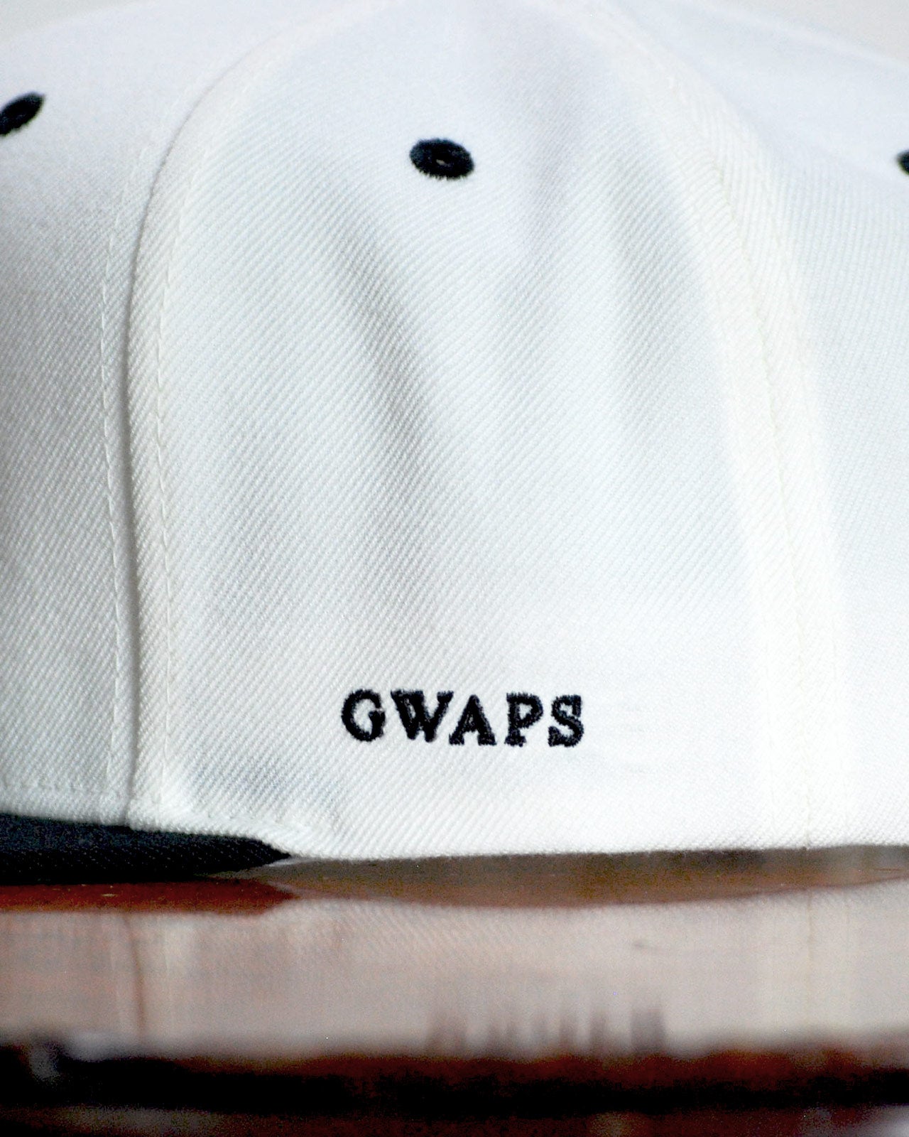 C'EST LE PARADIS SNAPBACK